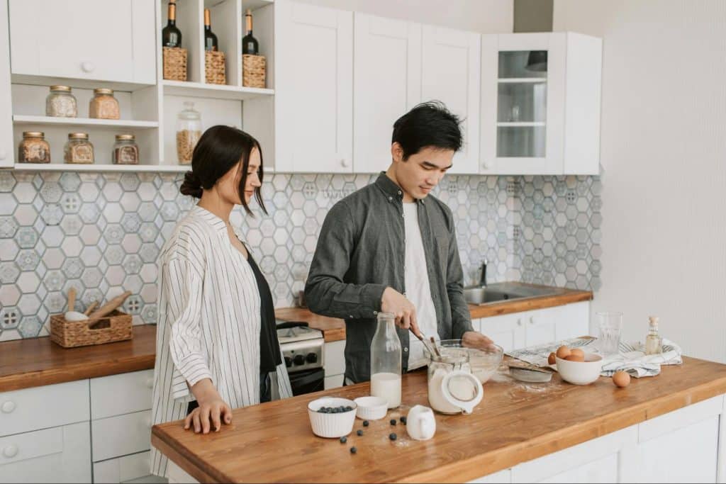 A man ignoring a woman