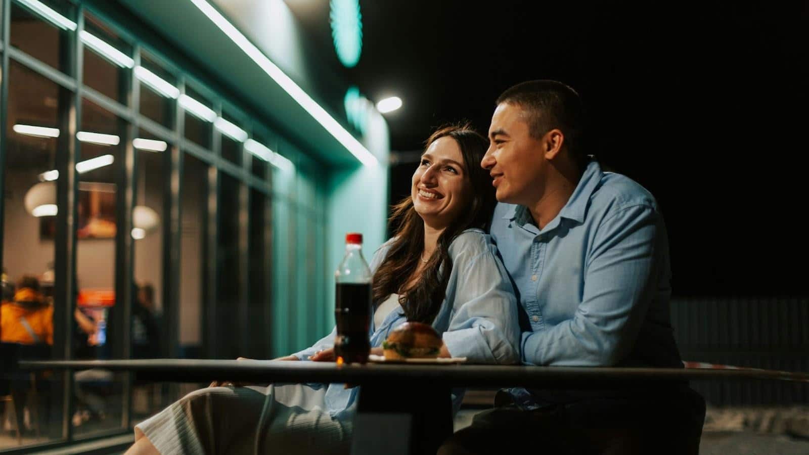 A man and woman are having a romantic date.
