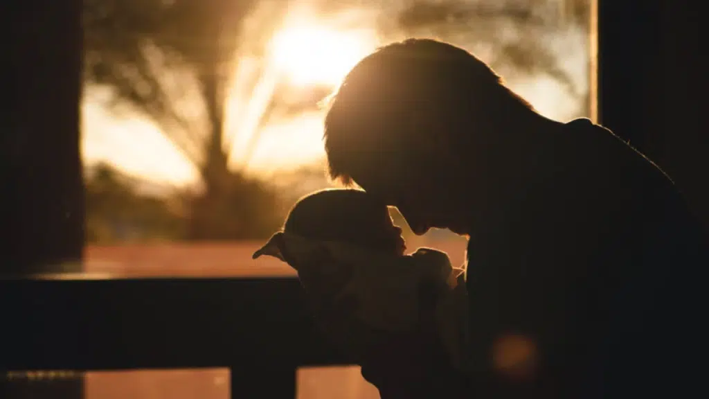A dad with his newborn