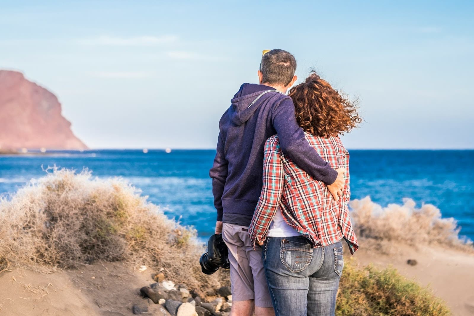 couple looking horizon