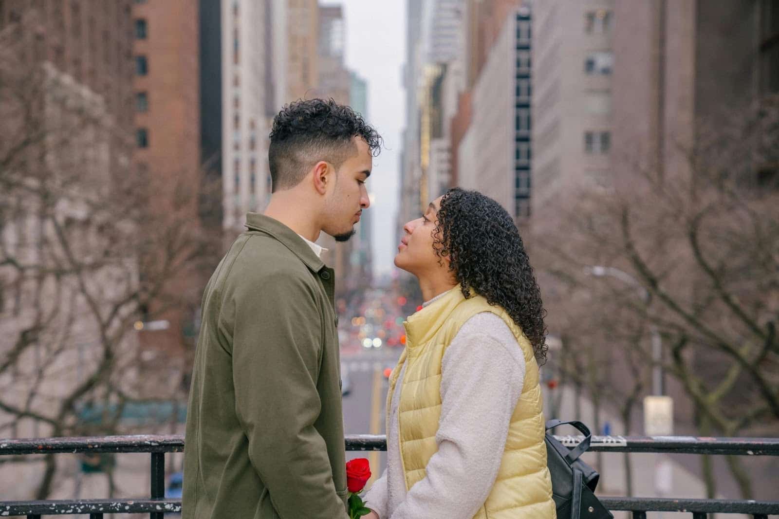 Woman assuring a man