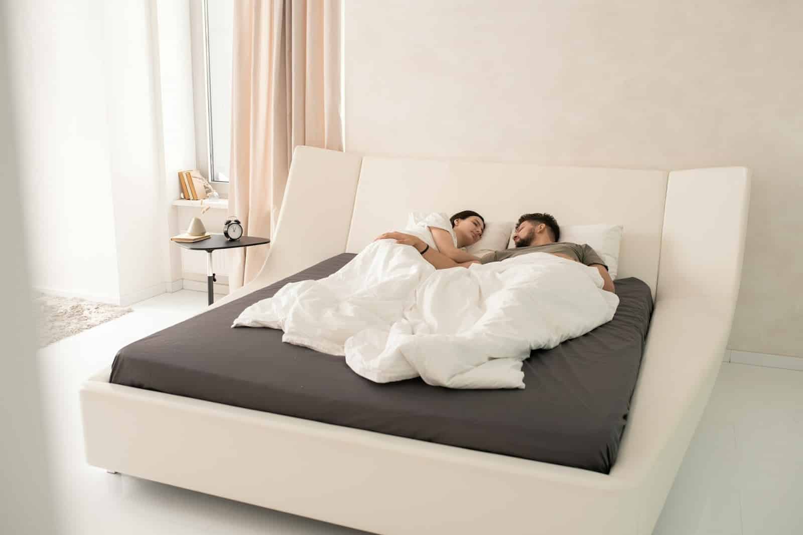 couple quiet room