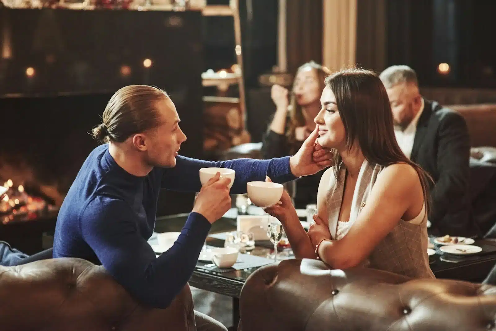 couple restaurant