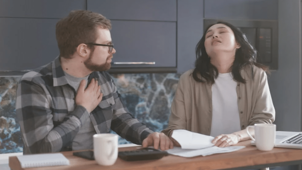 A couple fighting about the bills