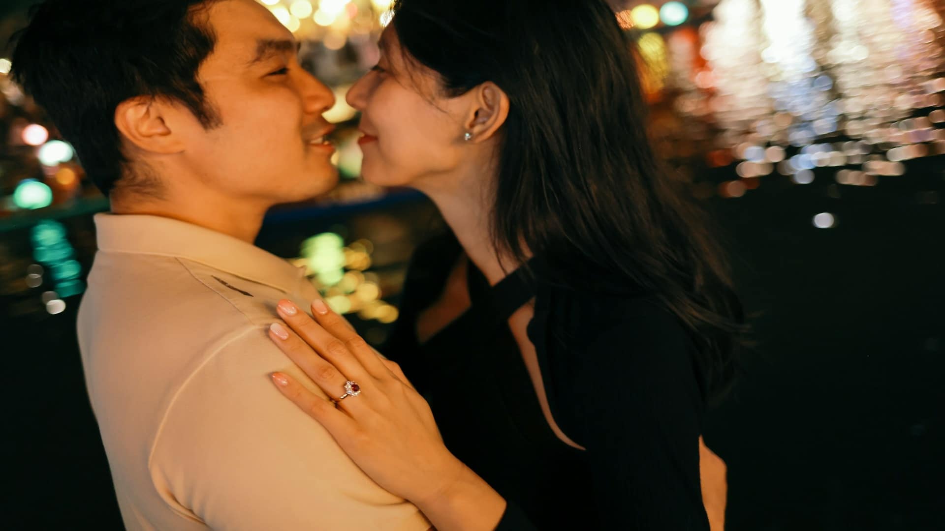 couple having respectful conversation