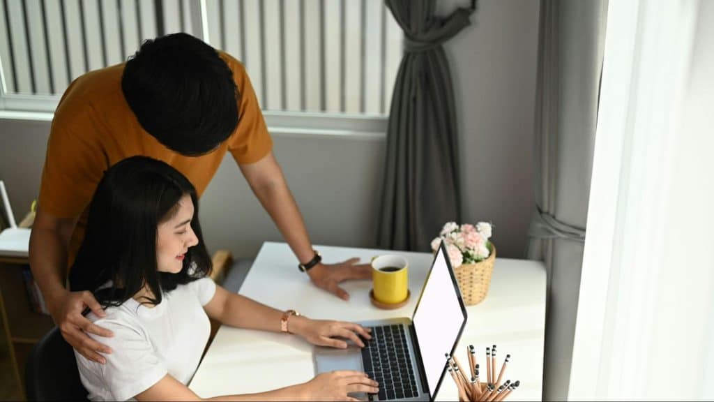 A woman managing their banks