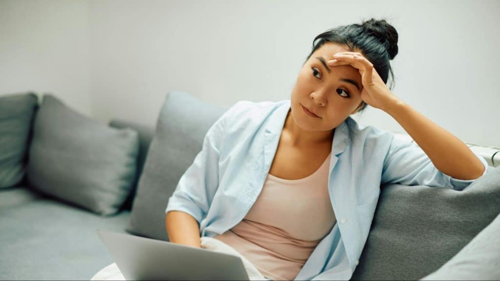 Woman not complaining at all