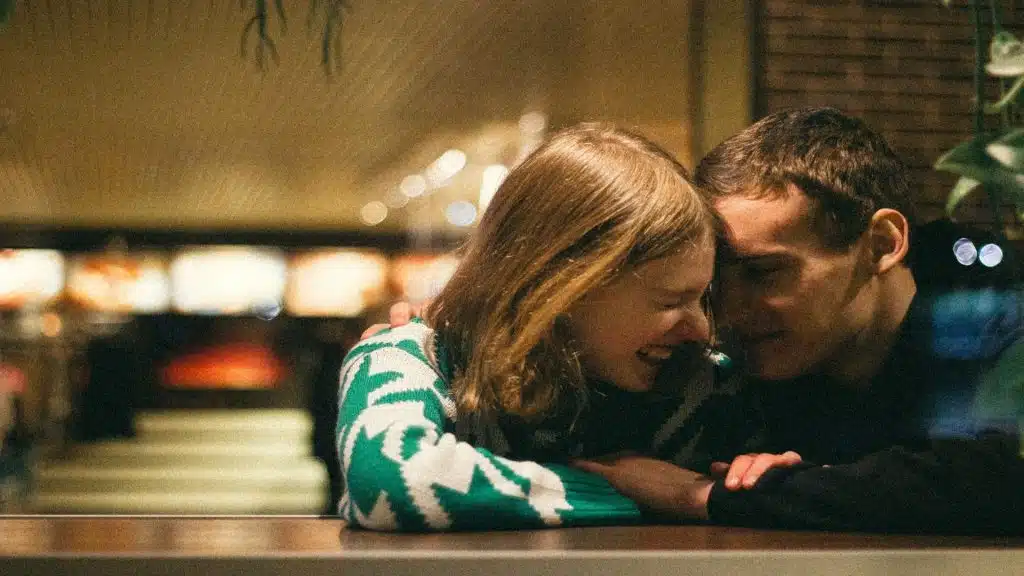 couple smiling during early date