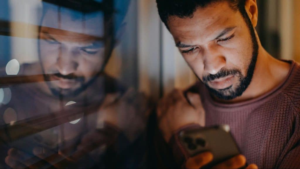 A man reading a messages