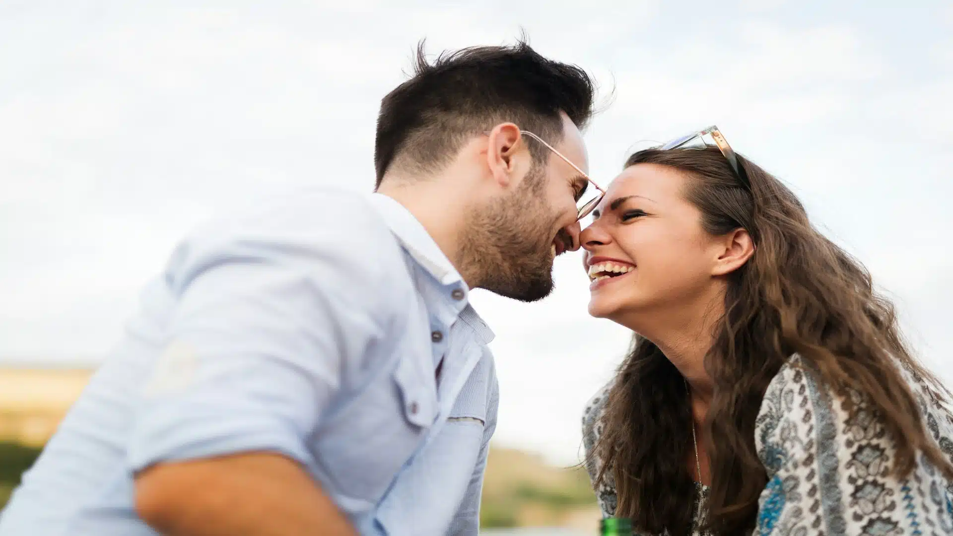 couple encouraging each other