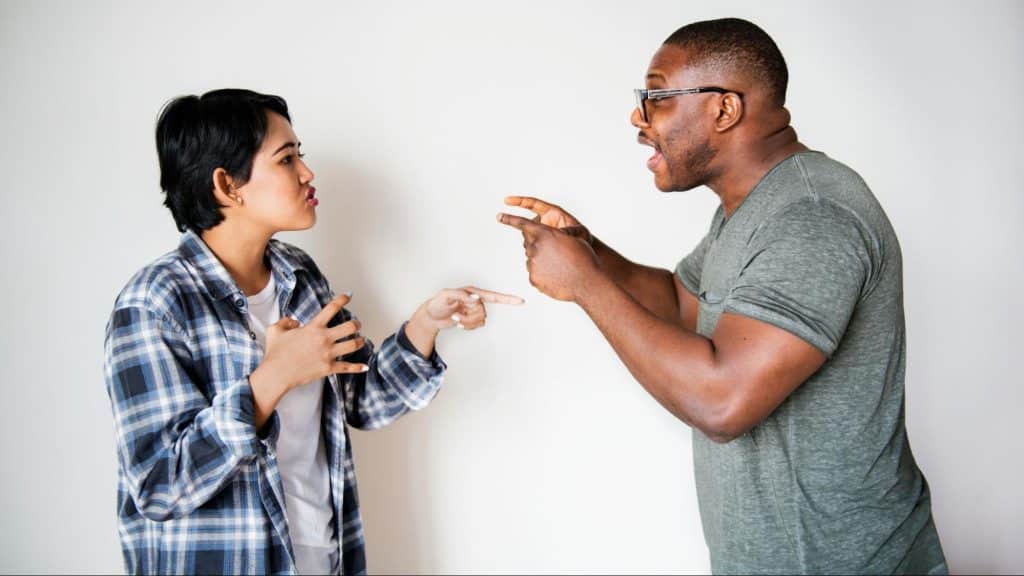 A man does not want to apologize to a man 