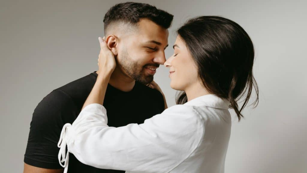 couple encouraging each other