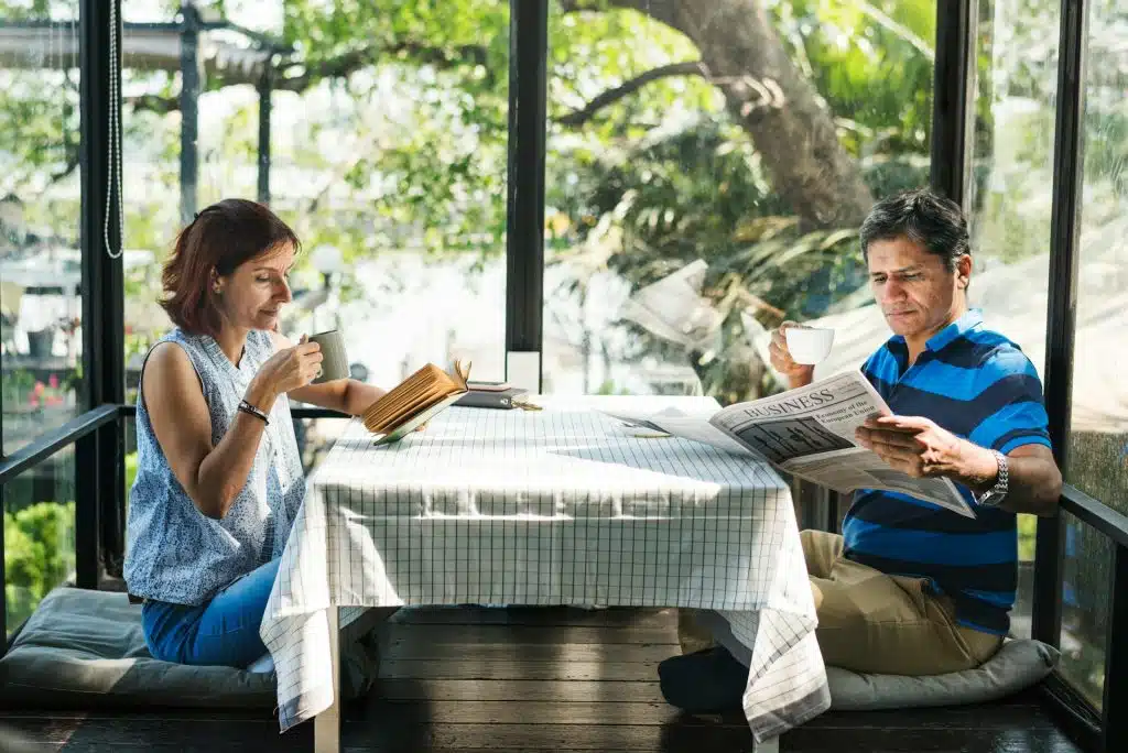 couple quiet cafe