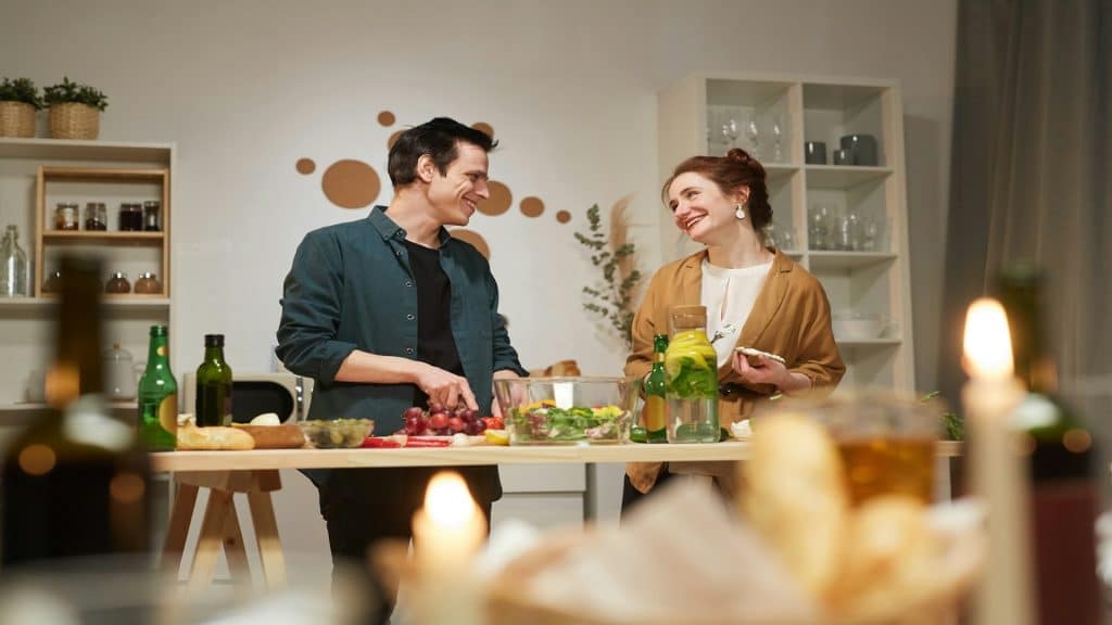 couple preparing dinner together