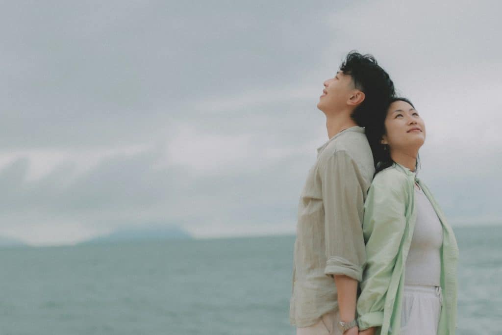 couple looking horizon