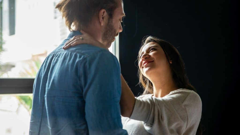 couple encouraging each other