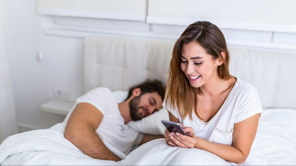 Woman making a plan not including a  man