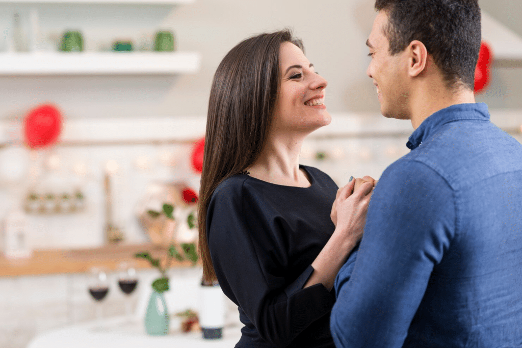 A man complimenting woman