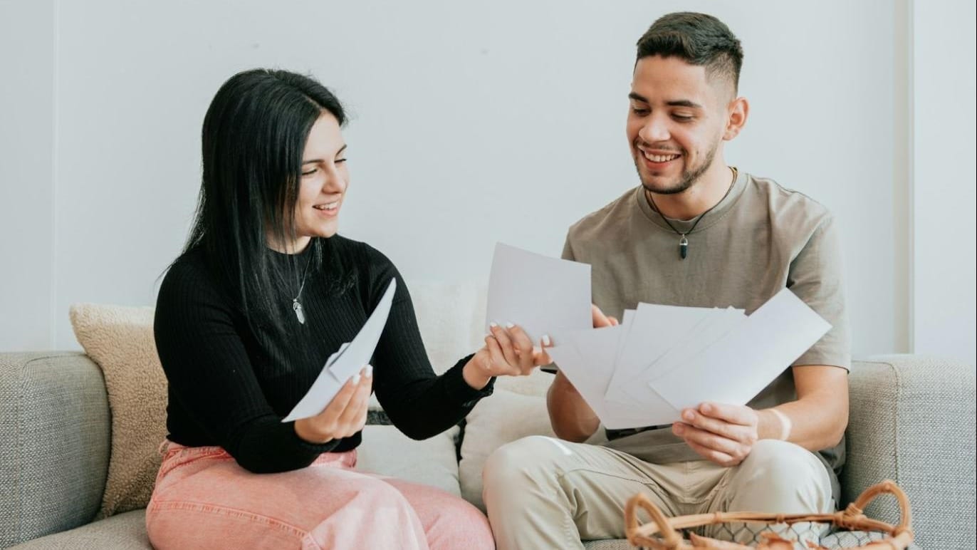 couple planning together