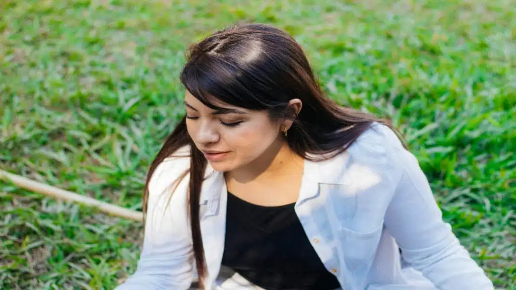 woman looking unresponsive to effort