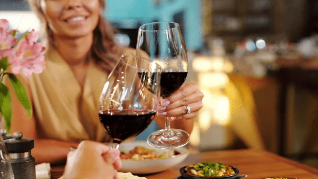 A couple on a restaurant date