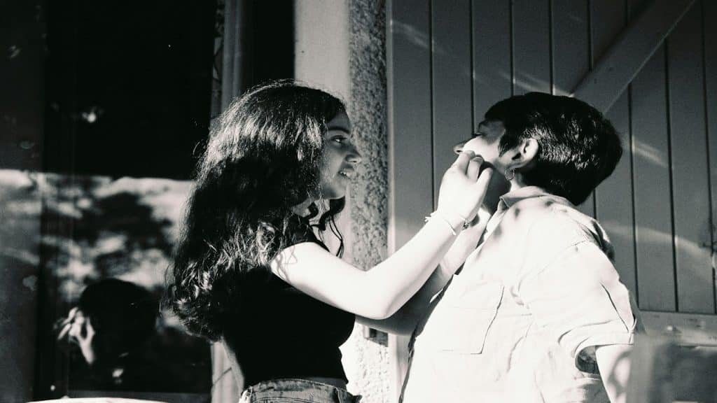 eye contact between two people