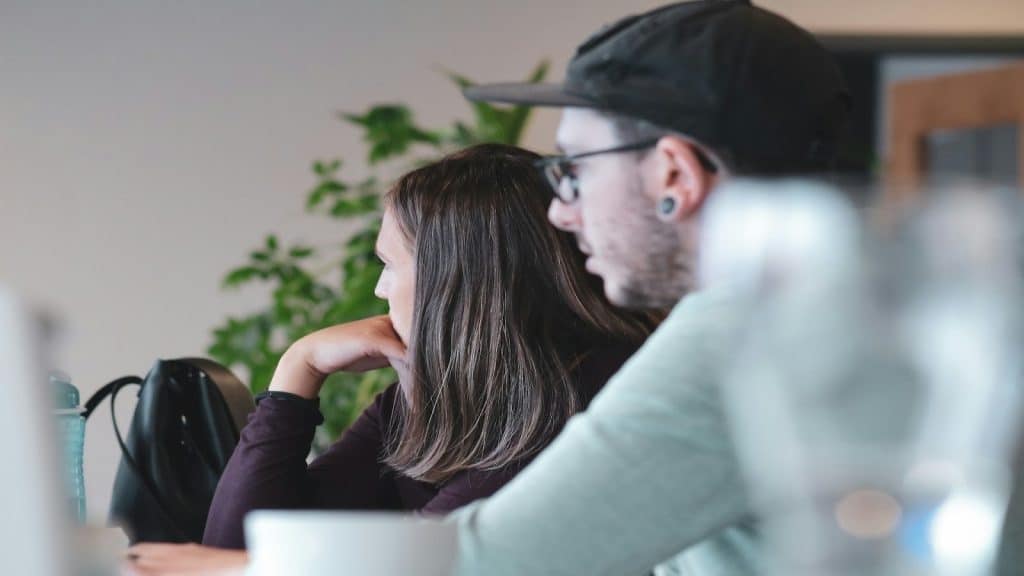couple avoiding eye contact during discussion