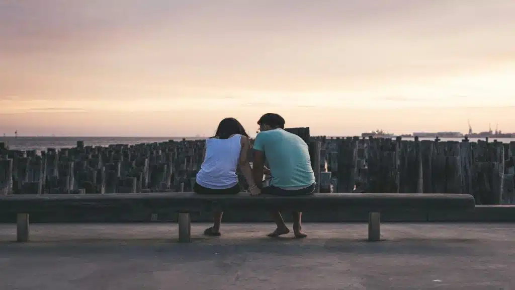 couple avoiding eye contact
