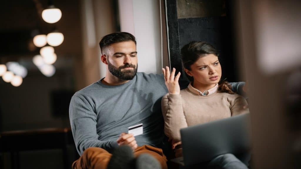 couple avoiding eye contact during discussion