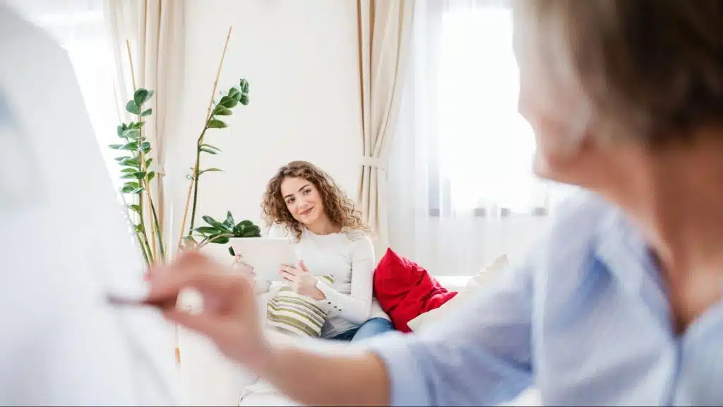 Woman smiling to a man